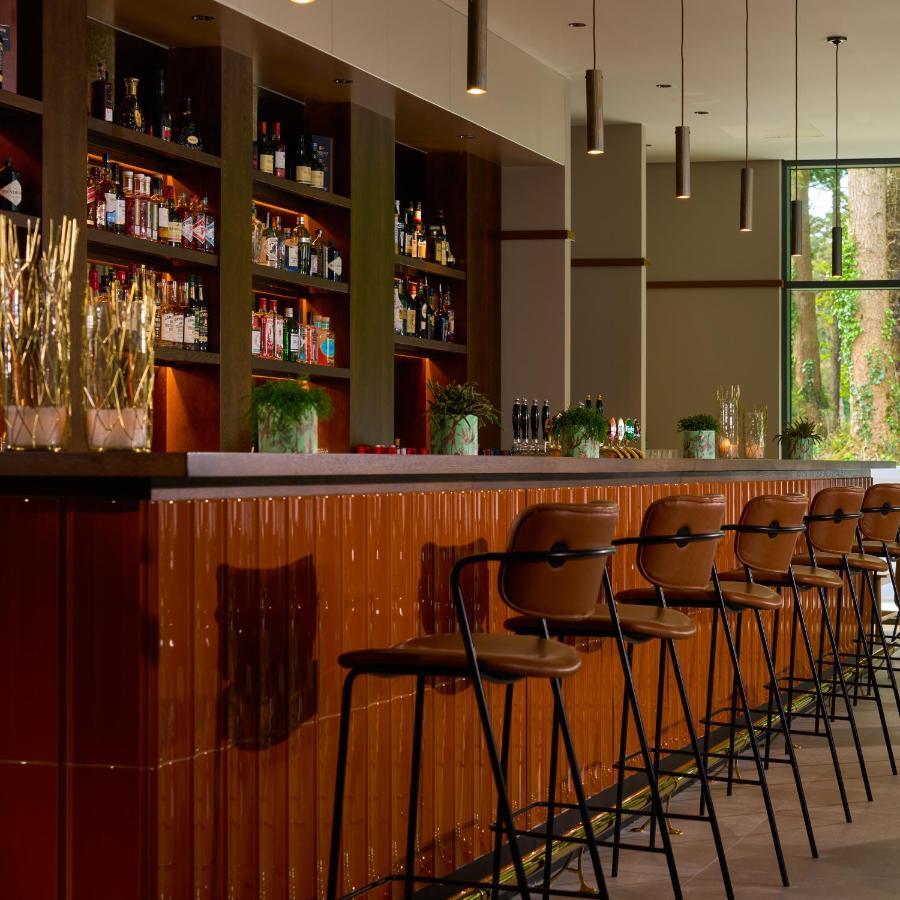 Castlemartyr Resort Hotel Eksteriør billede The bar at the hotel